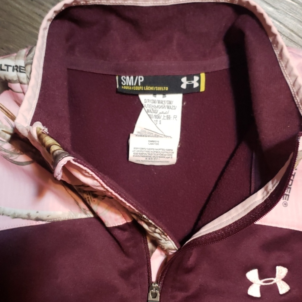 NWOT Under Armour pullover - Picture 2 of 3